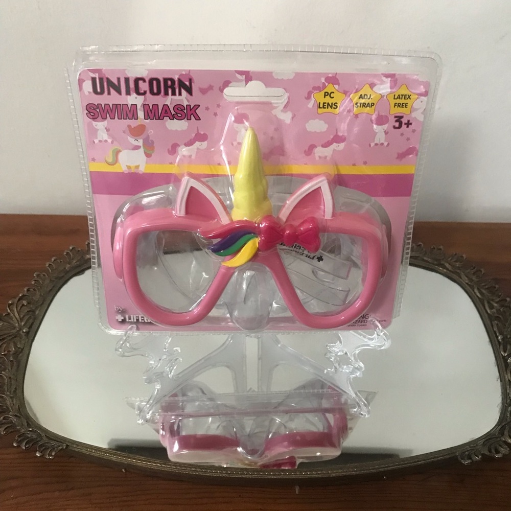 ✔️ NWOT Unicorn Swim Mask 🦄